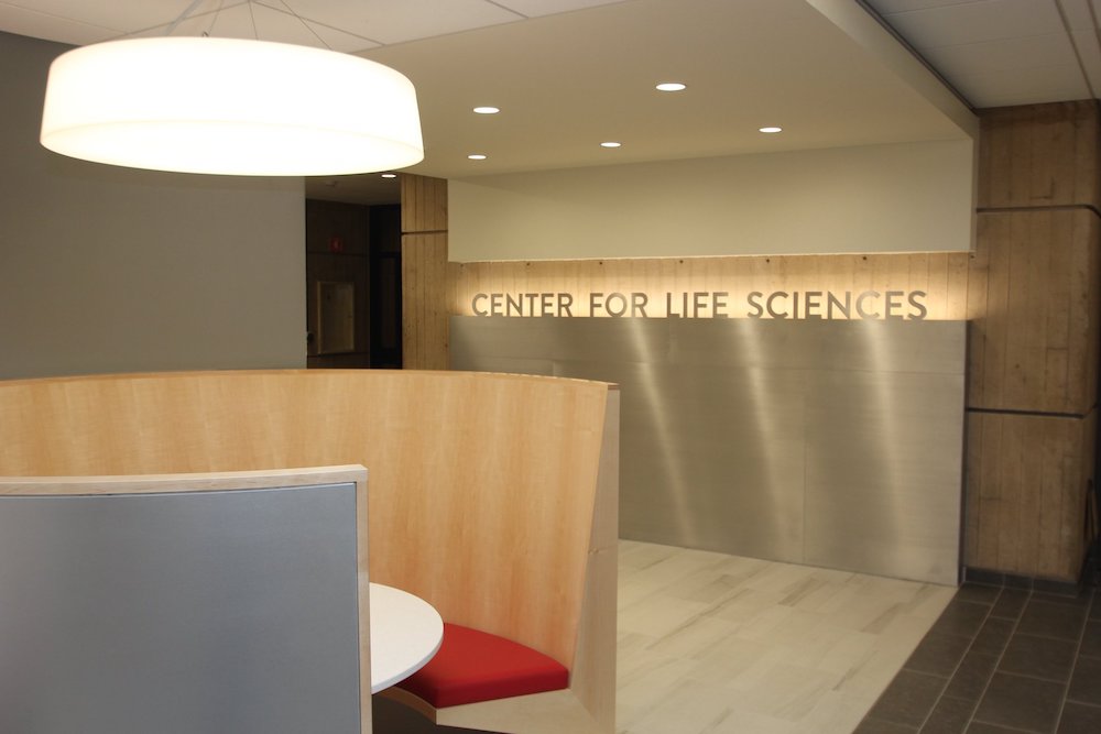 The lobby of HCC's new Center for Life Sciences